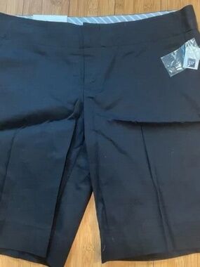 New Size 8 GAP black chinos hip slung shorts womens New With Tags NWT